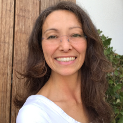 Docent_Sharon